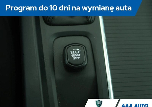 Volvo V60 cena 85000 przebieg: 159954, rok produkcji 2020 z Grudziądz małe 277